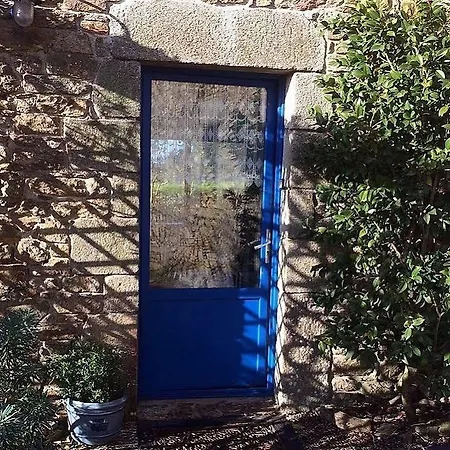 Les Chaumieres De Fleuriac