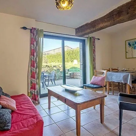 Les Chaumieres De Fleuriac Hotell *