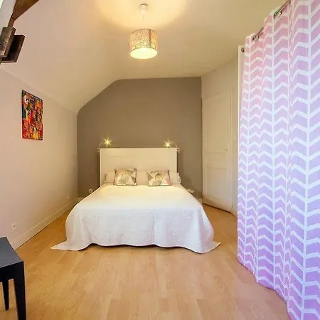 Les Chaumieres De Fleuriac Hotell