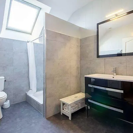 Les Chaumieres De Fleuriac Hotell